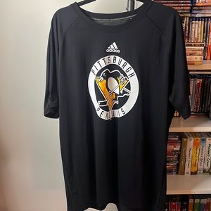 XXL Adidas Tee Shirt Ice Hockey